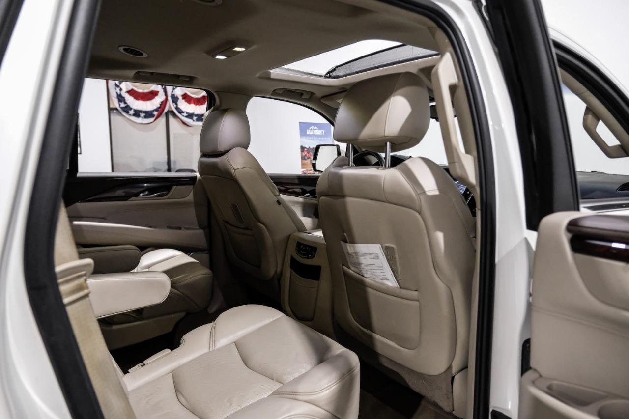 Cadillac Escalade 4WD 4dr Luxury 2015