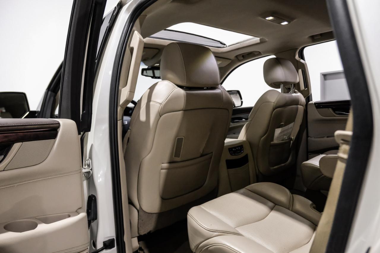 Cadillac Escalade 4WD 4dr Luxury 2015