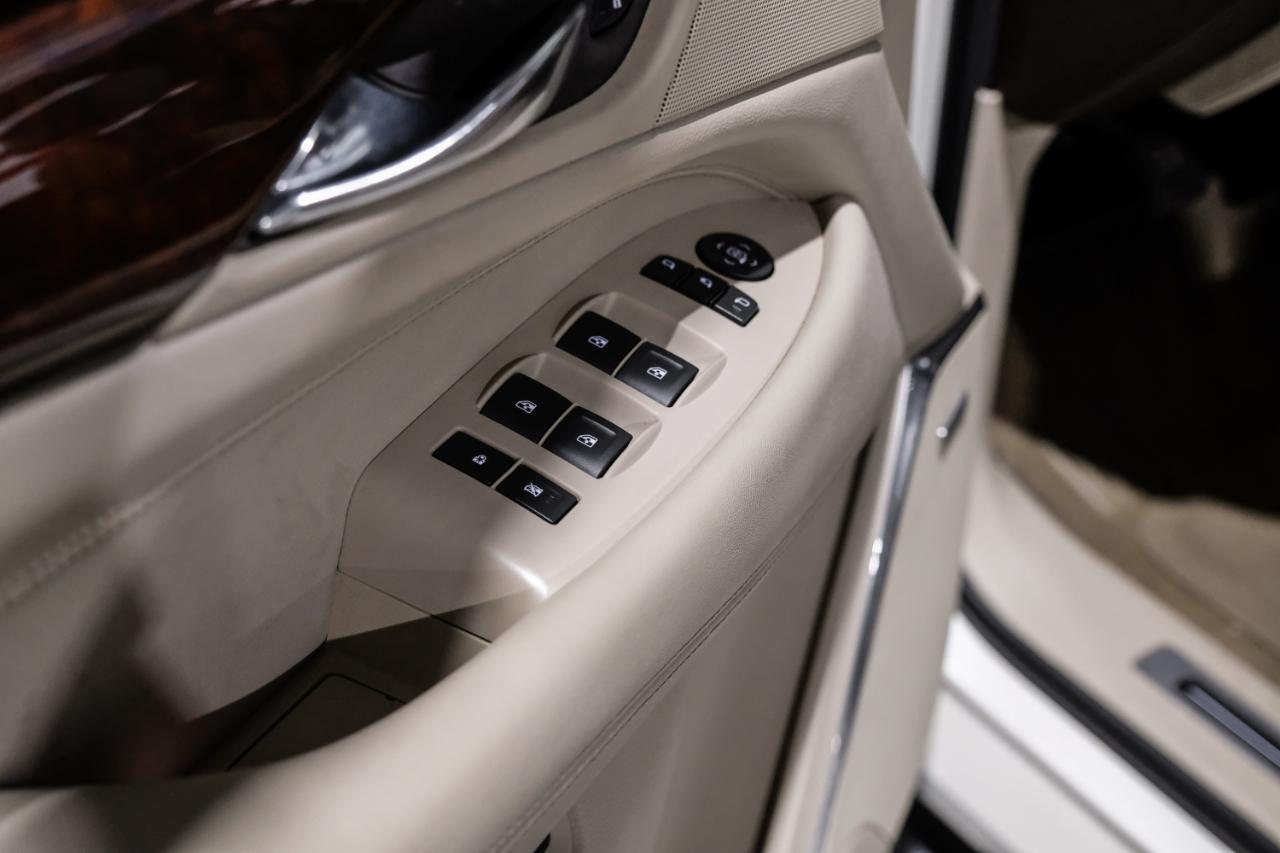 Cadillac Escalade 4WD 4dr Luxury 2015