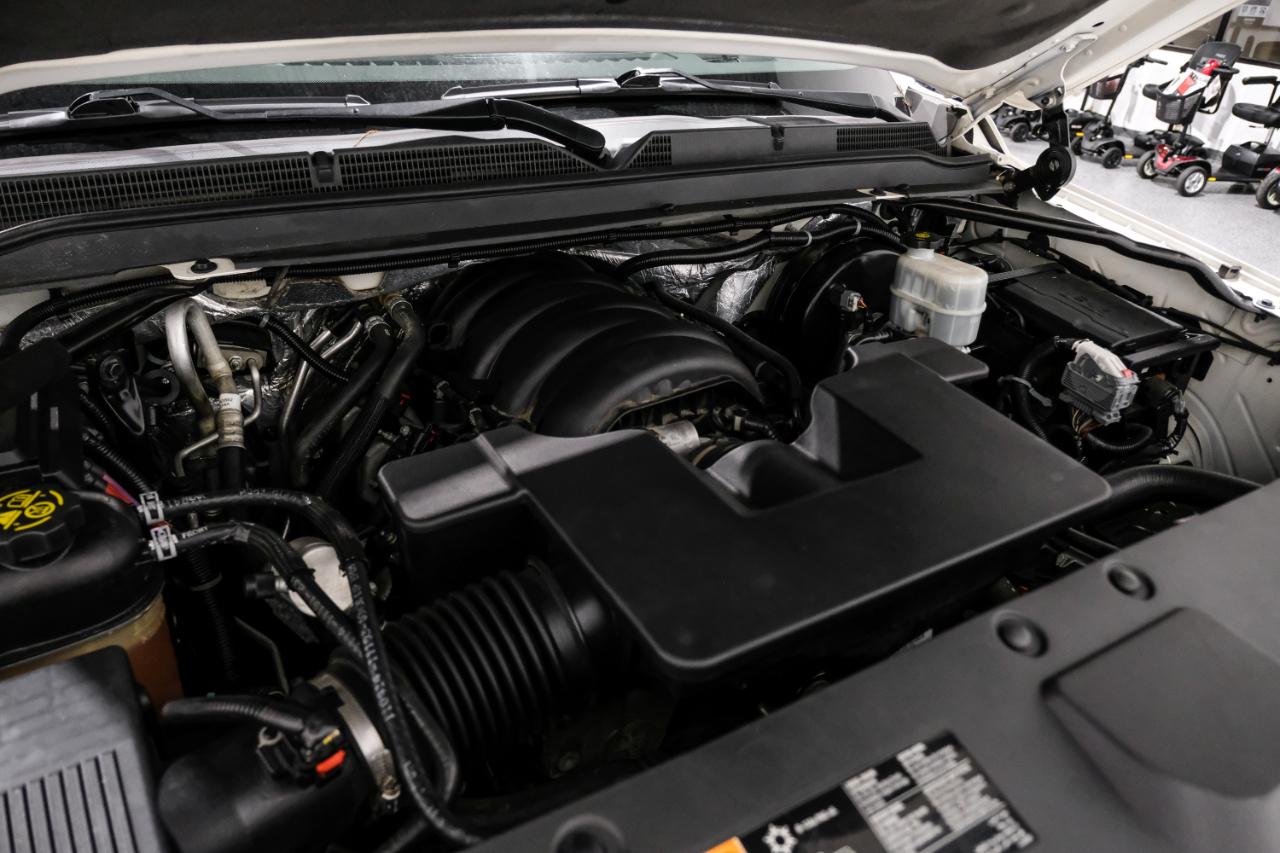 Cadillac Escalade 4WD 4dr Luxury 2015