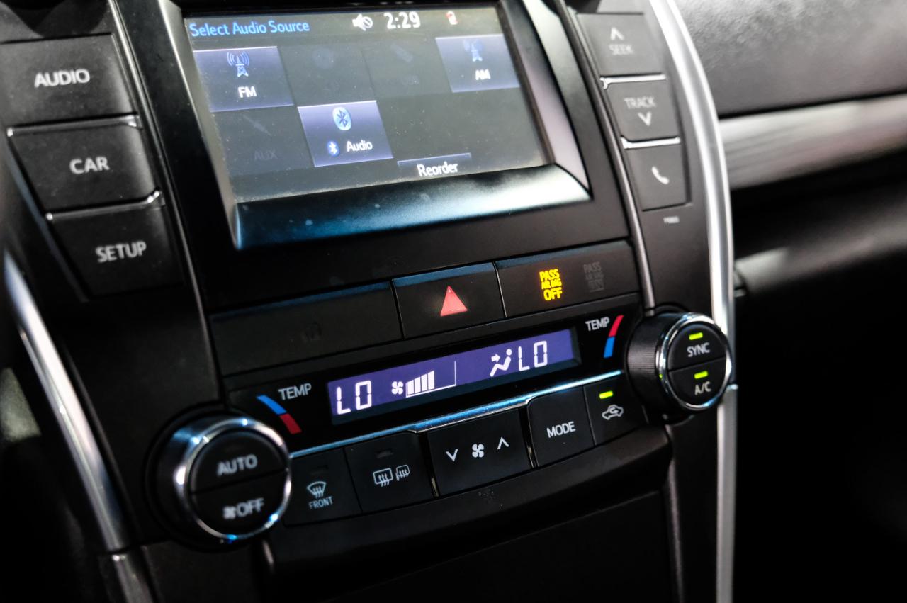 Toyota Camry Hybrid 4dr Sdn XLE (Natl) 2015