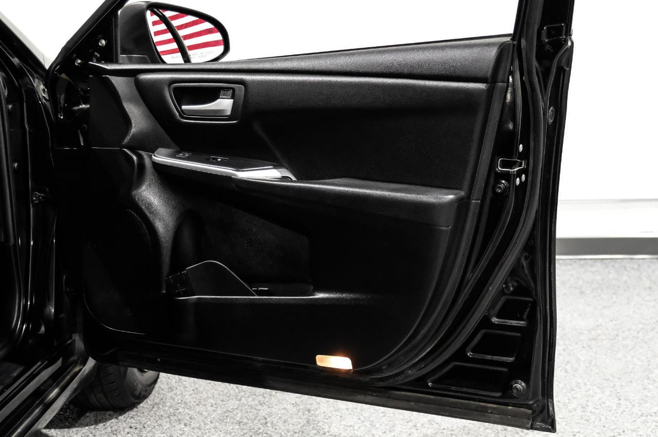 Toyota Camry Hybrid 4dr Sdn XLE (Natl) 2015