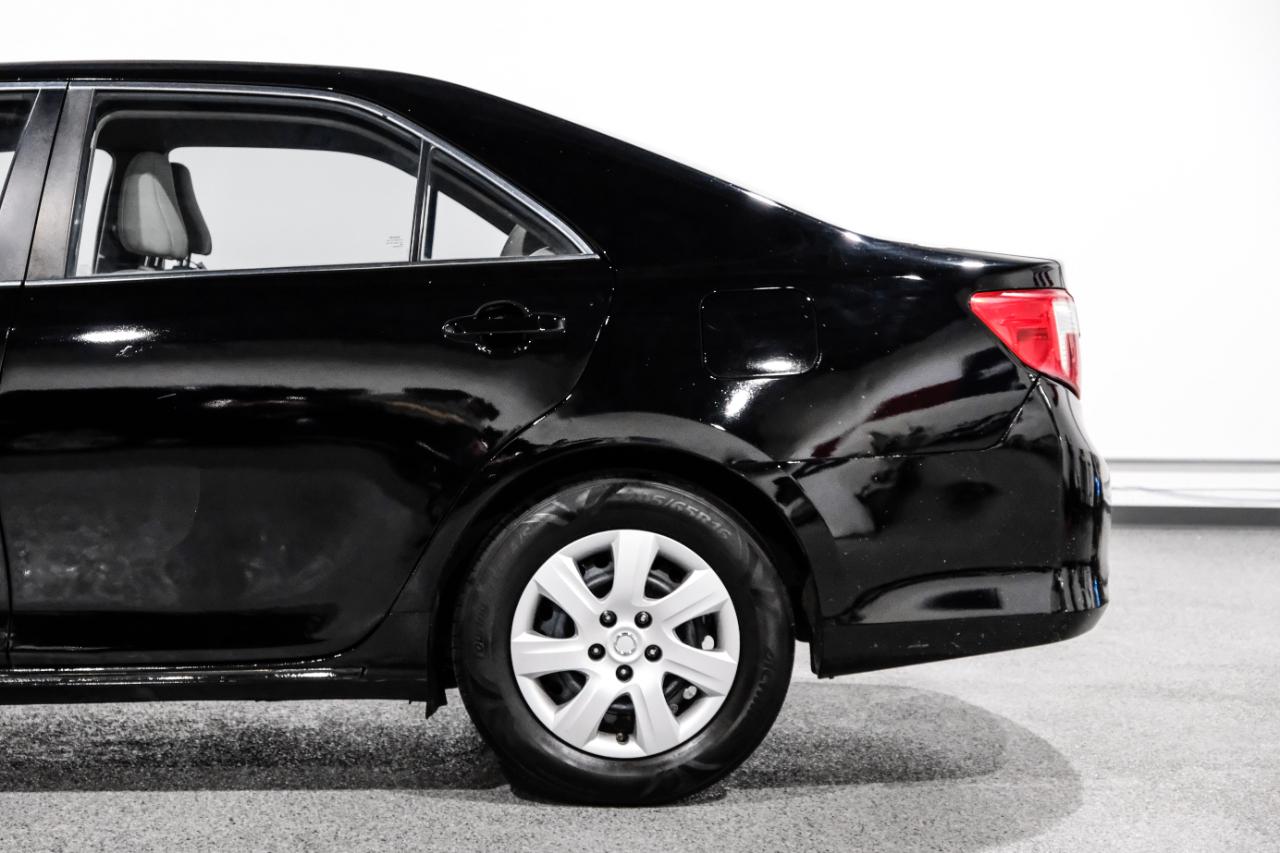 Toyota Camry Hybrid 2014.5 4dr Sdn SE Limited Edition (Natl) 2014