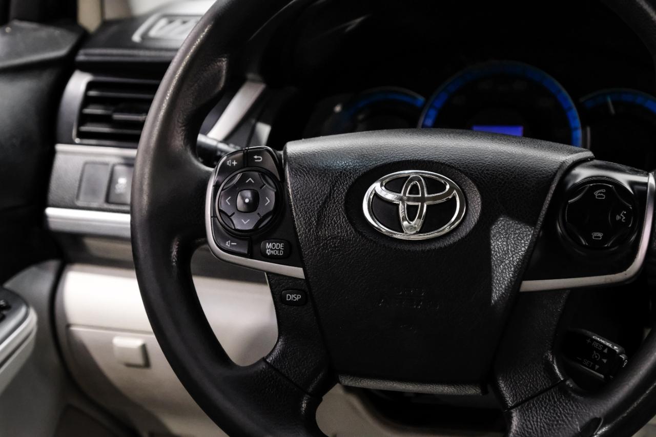 Toyota Camry Hybrid 2014.5 4dr Sdn SE Limited Edition (Natl) 2014