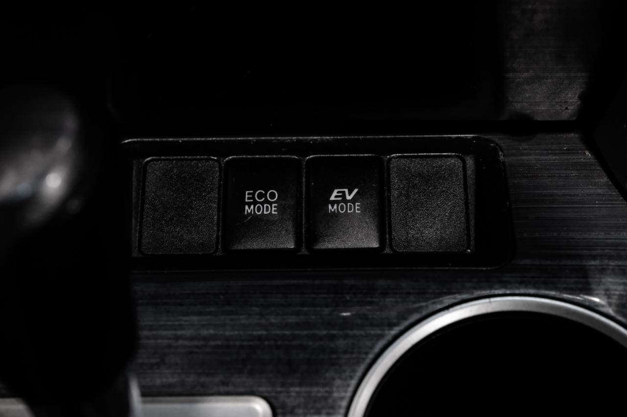 Toyota Camry Hybrid 2014.5 4dr Sdn SE Limited Edition (Natl) 2014