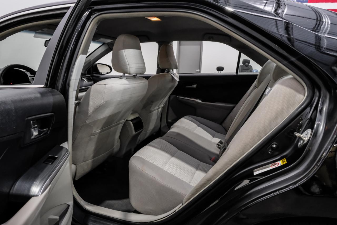 Toyota Camry Hybrid 2014.5 4dr Sdn SE Limited Edition (Natl) 2014