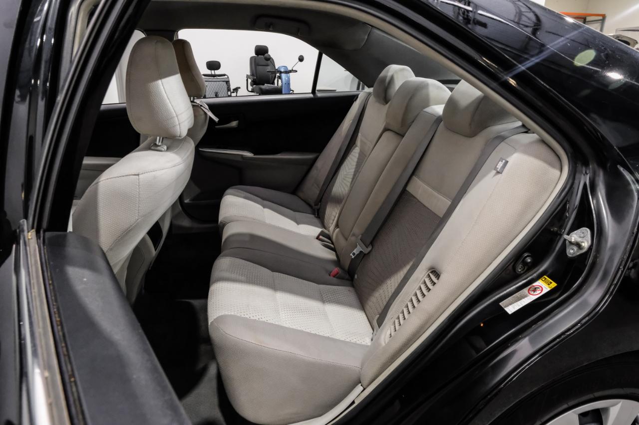 Toyota Camry Hybrid 2014.5 4dr Sdn SE Limited Edition (Natl) 2014