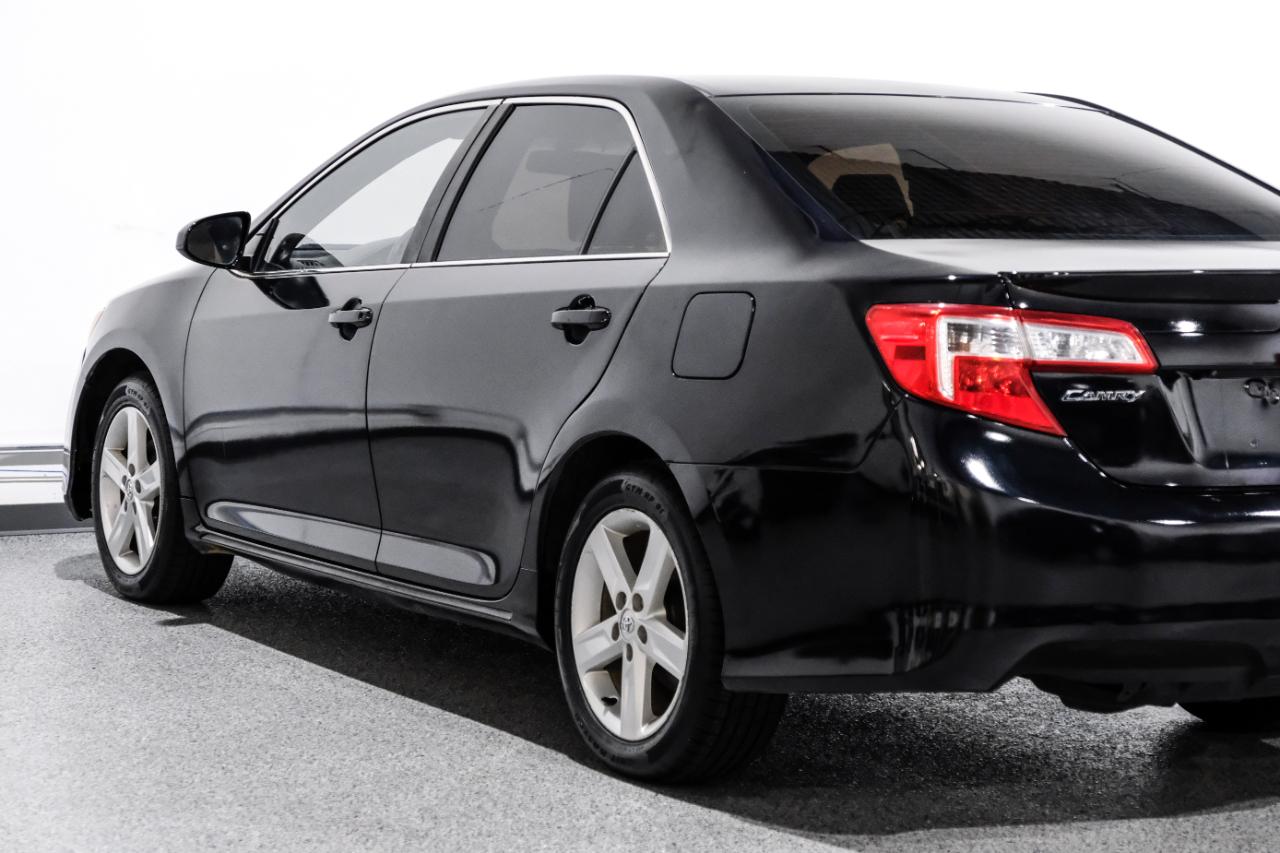 Toyota Camry 2014.5 4dr Sdn I4 Auto SE Sport (Natl) 2014