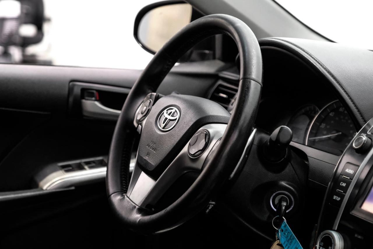 Toyota Camry 2014.5 4dr Sdn I4 Auto SE Sport (Natl) 2014