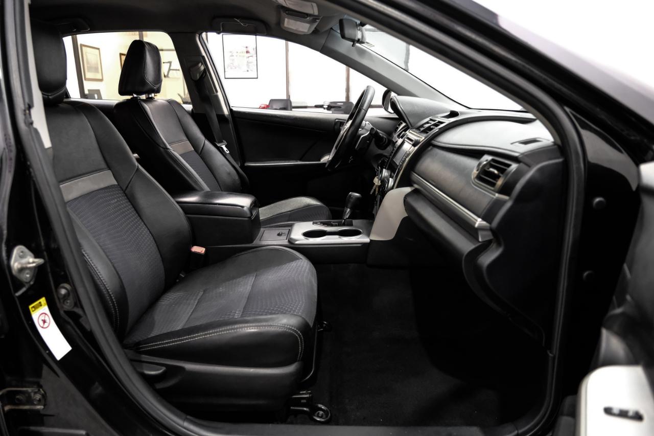 Toyota Camry 2014.5 4dr Sdn I4 Auto SE Sport (Natl) 2014