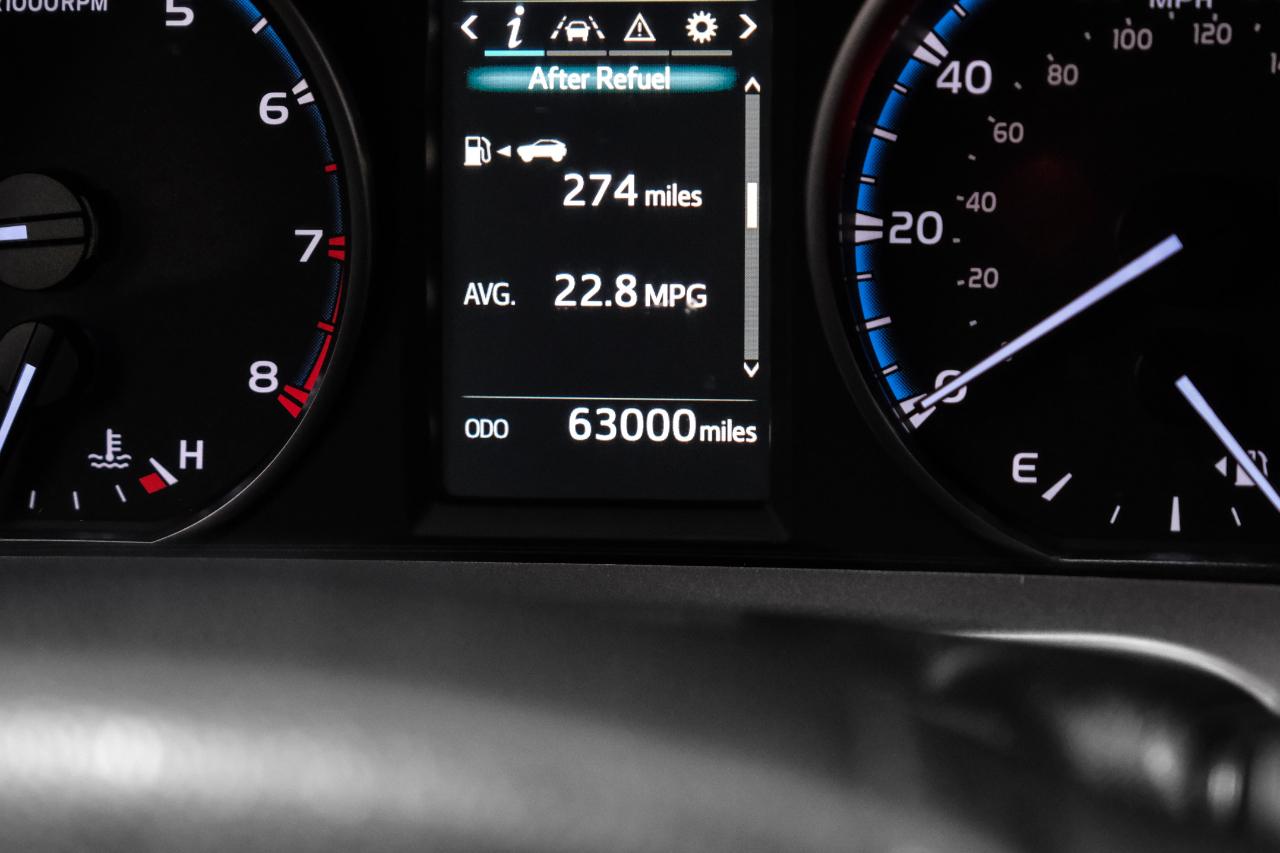 Toyota RAV4 LE FWD (Natl) 2018