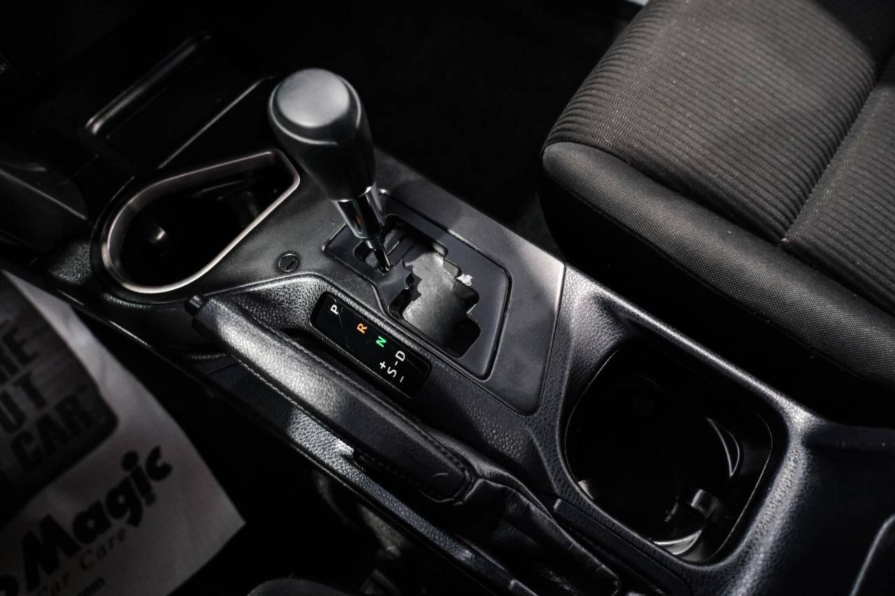 Toyota RAV4 LE FWD (Natl) 2018