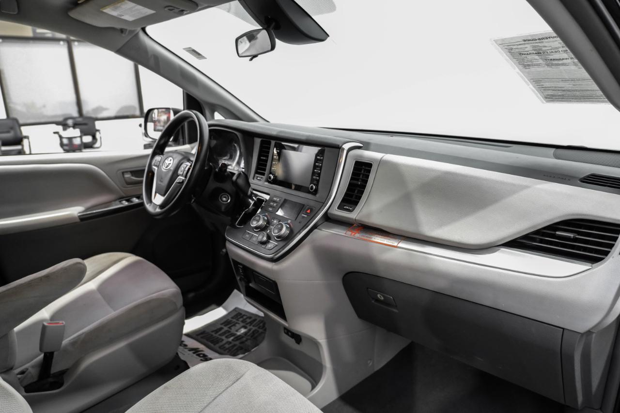 Toyota Sienna L FWD 7-Passenger (Natl) 2019