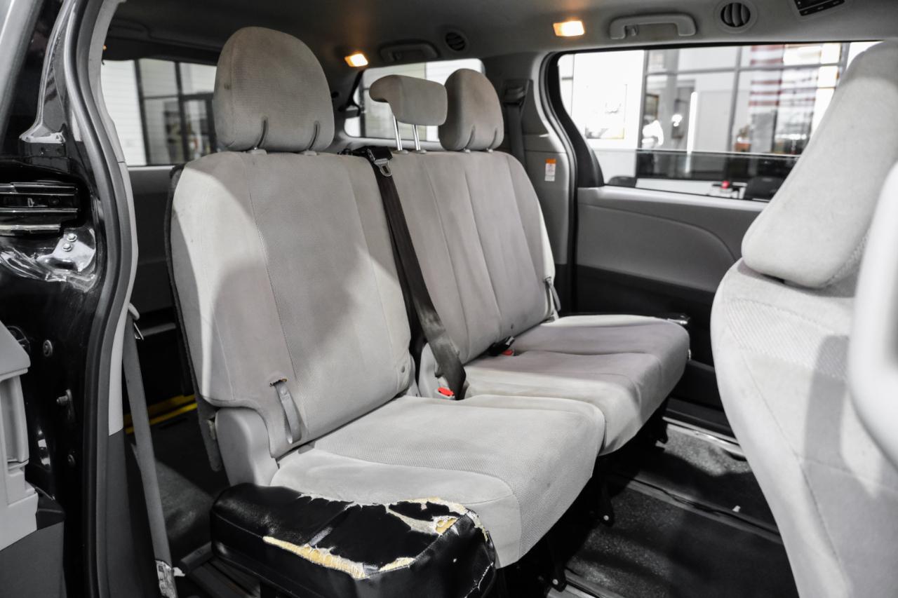 Toyota Sienna L FWD 7-Passenger (Natl) 2019