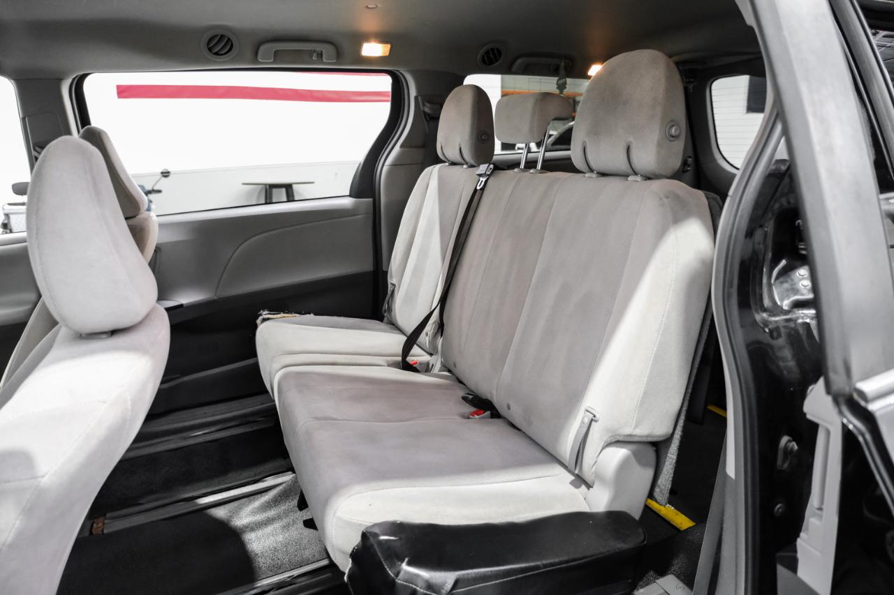 Toyota Sienna L FWD 7-Passenger (Natl) 2019