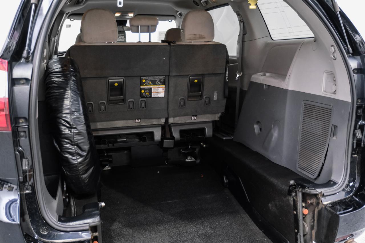 Toyota Sienna L FWD 7-Passenger (Natl) 2019