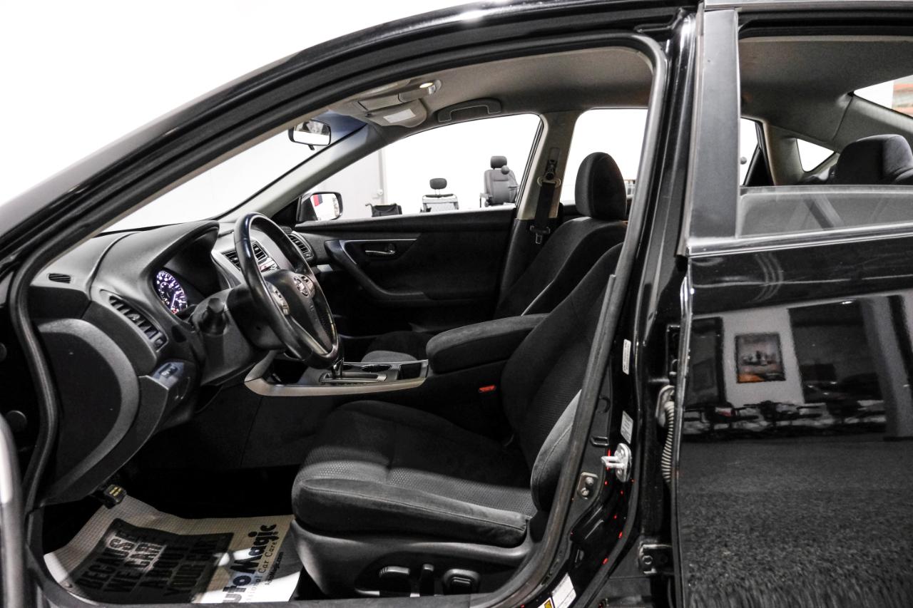 Nissan Altima 4dr Sdn I4 2.5 SV 2015