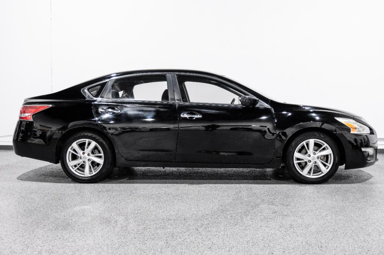 Nissan Altima 4dr Sdn I4 2.5 SV 2015