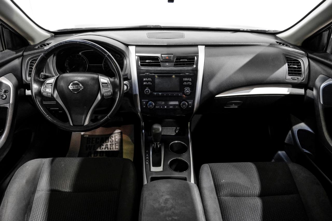 Nissan Altima 4dr Sdn I4 2.5 SV 2015