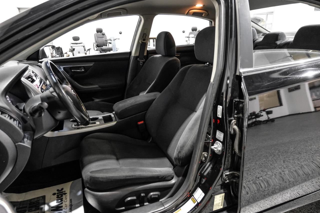 Nissan Altima 4dr Sdn I4 2.5 SV 2015