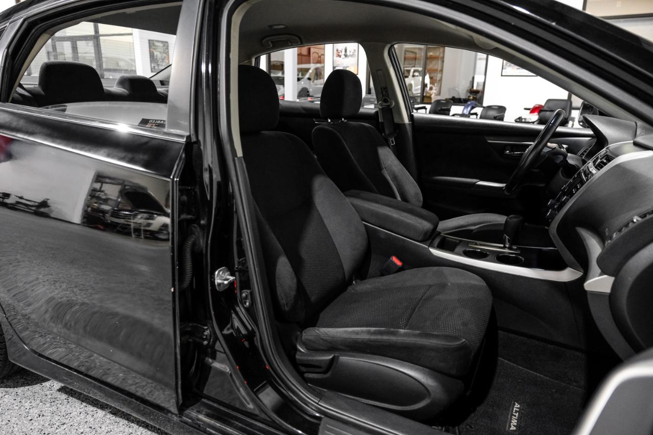 Nissan Altima 4dr Sdn I4 2.5 SV 2015