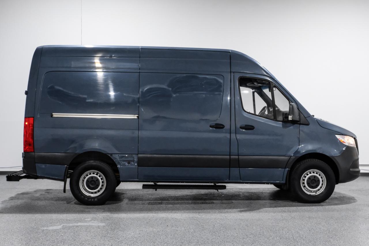 Mercedes-Benz Sprinter Van 2500 Standard Roof V6 144" RWD 2019