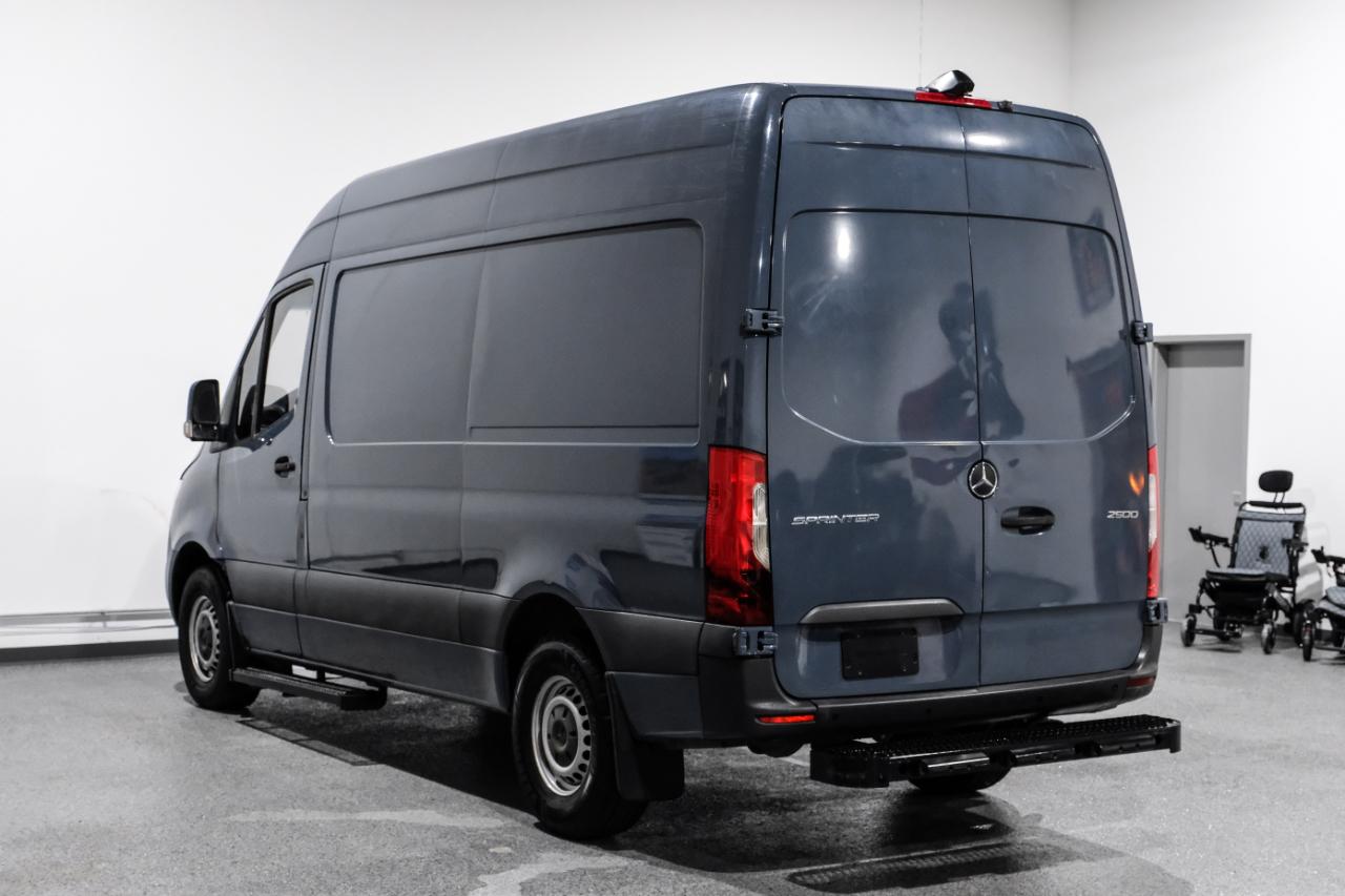 Mercedes-Benz Sprinter Van 2500 Standard Roof V6 144" RWD 2019