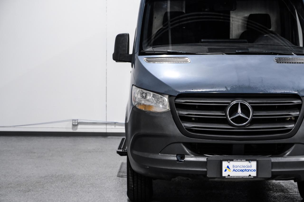 Mercedes-Benz Sprinter Van 2500 Standard Roof V6 144" RWD 2019
