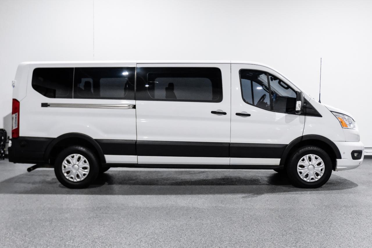 Ford Transit Passenger Wagon T-350 148" Low Roof XLT RWD 2020