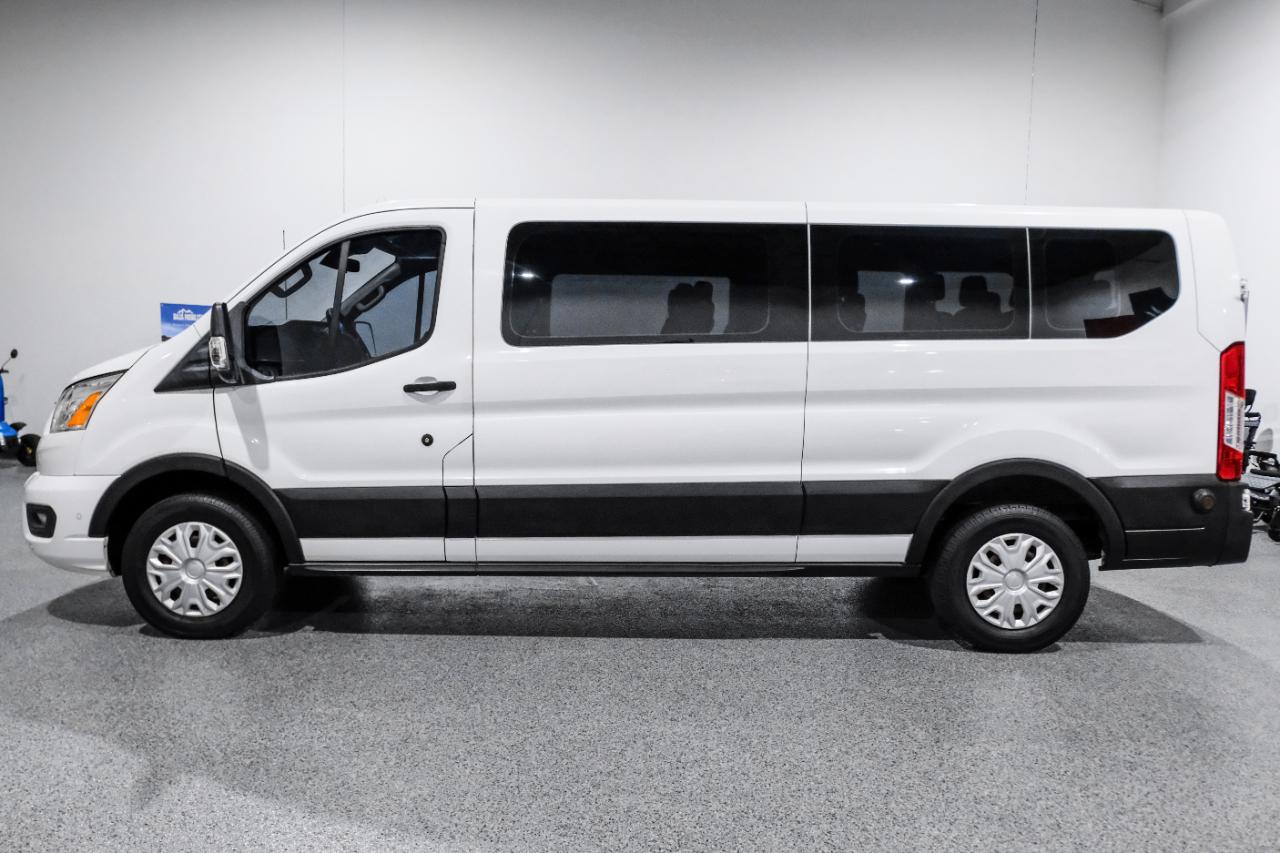Ford Transit Passenger Wagon T-350 148" Low Roof XLT RWD 2020