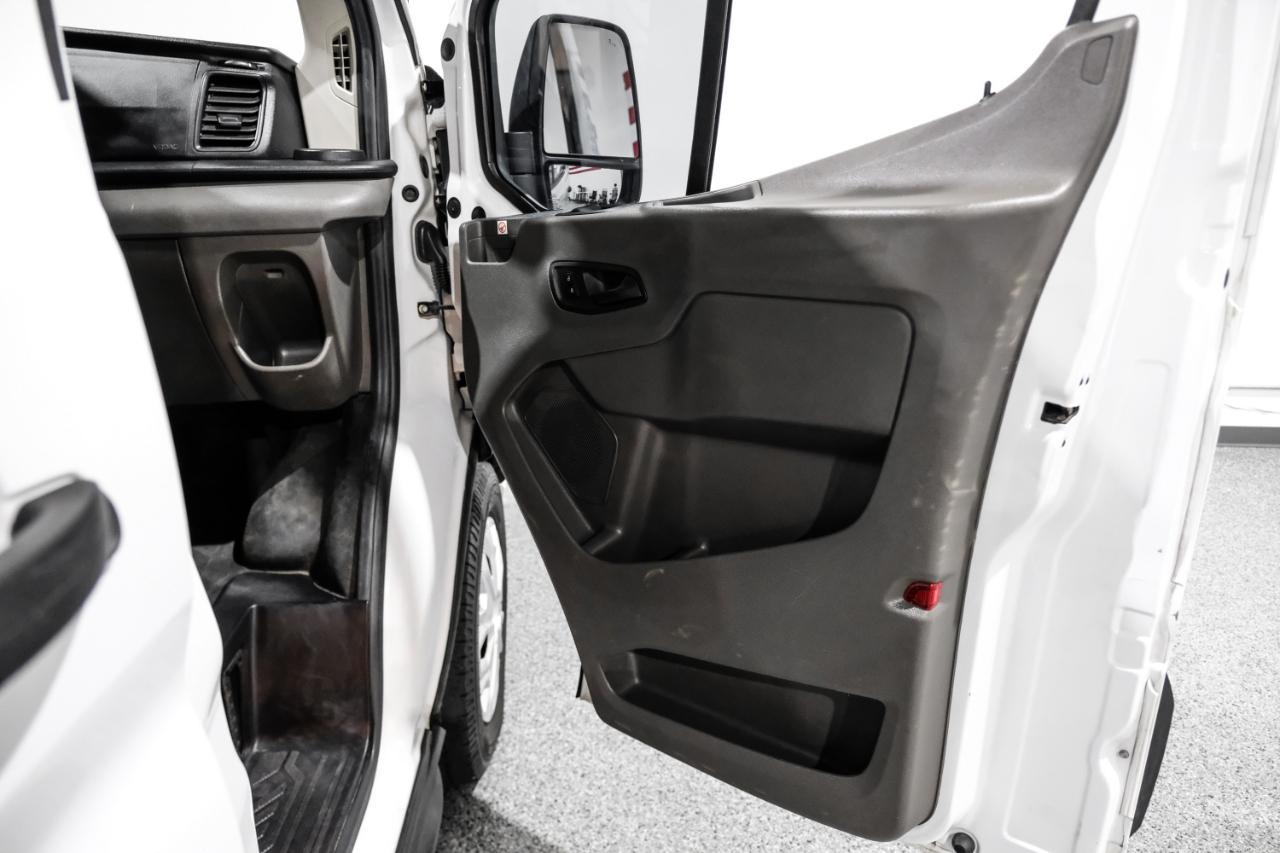 Ford Transit Passenger Wagon T-350 148" Low Roof XLT RWD 2020