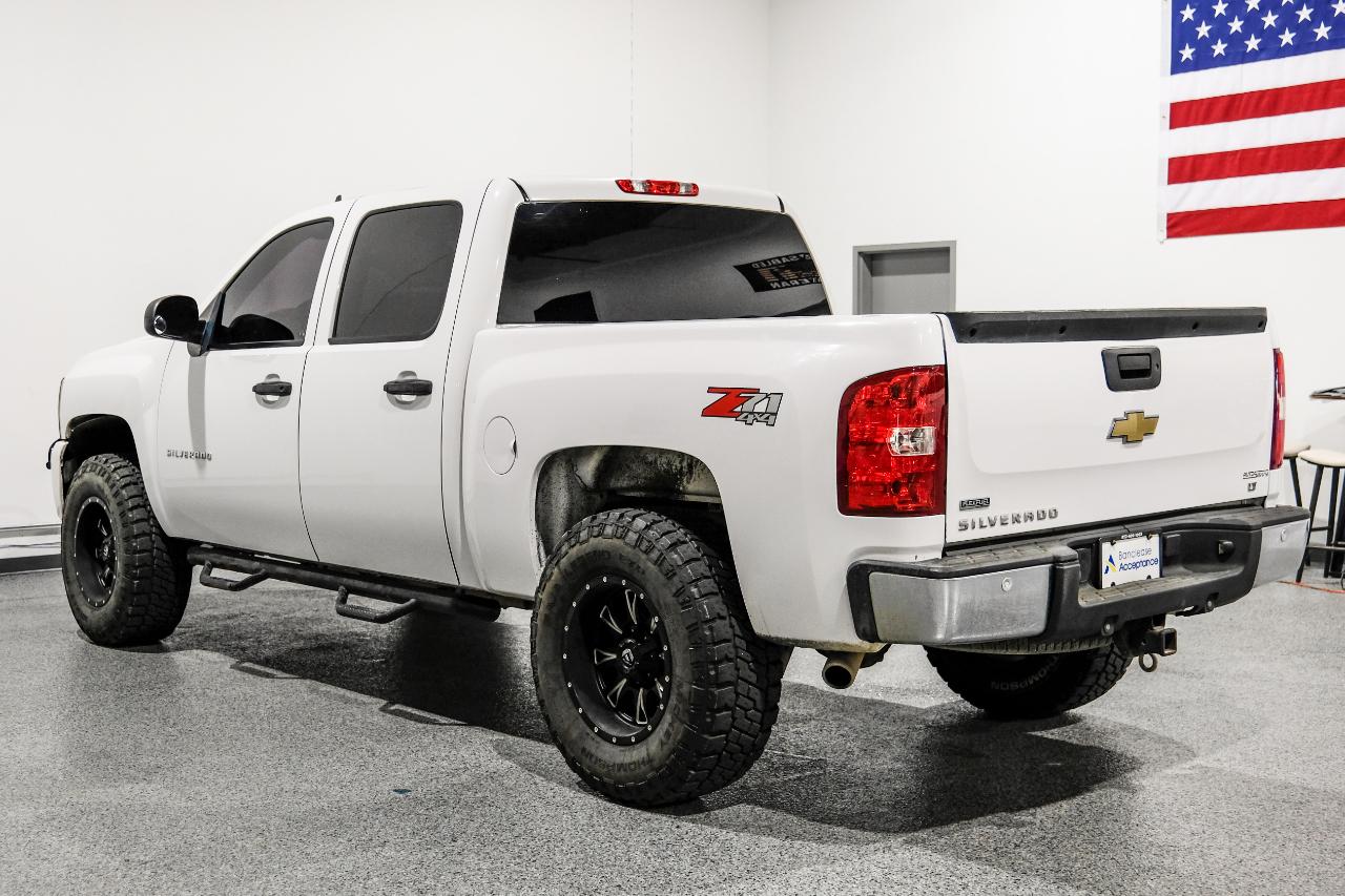 Chevrolet Silverado 1500 4WD Crew Cab 143.5" LT 2011