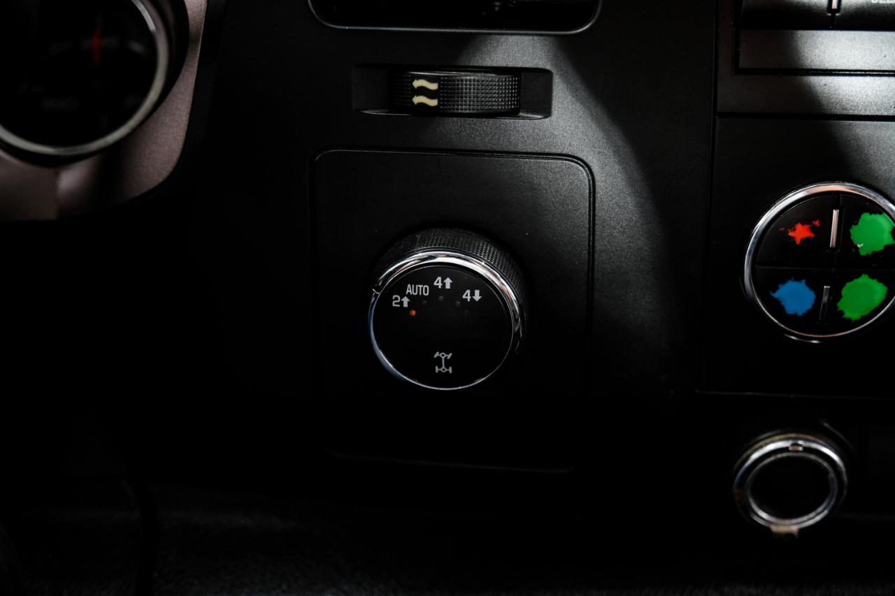 Chevrolet Silverado 1500 4WD Crew Cab 143.5" LT 2011
