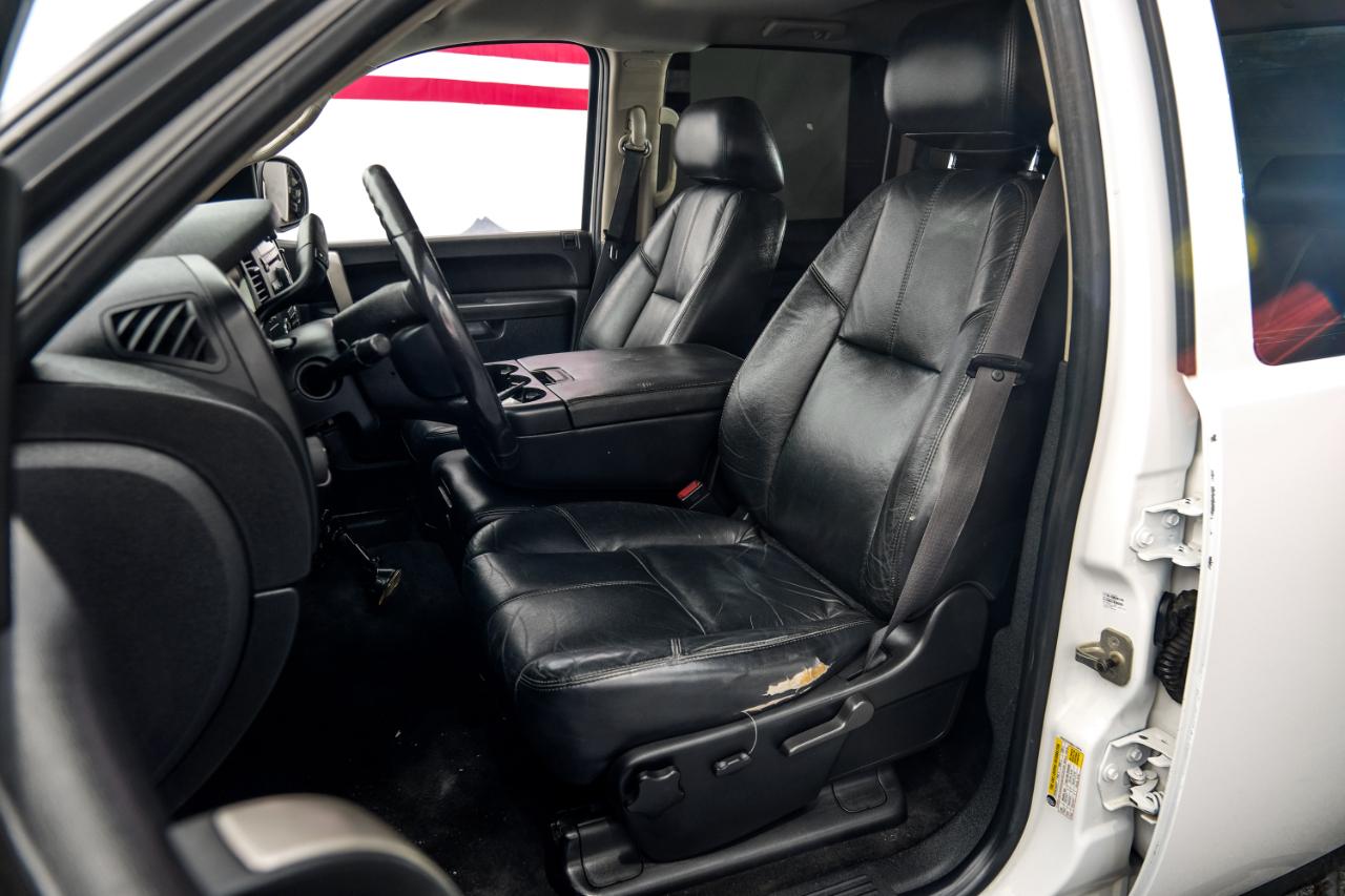Chevrolet Silverado 1500 4WD Crew Cab 143.5" LT 2011