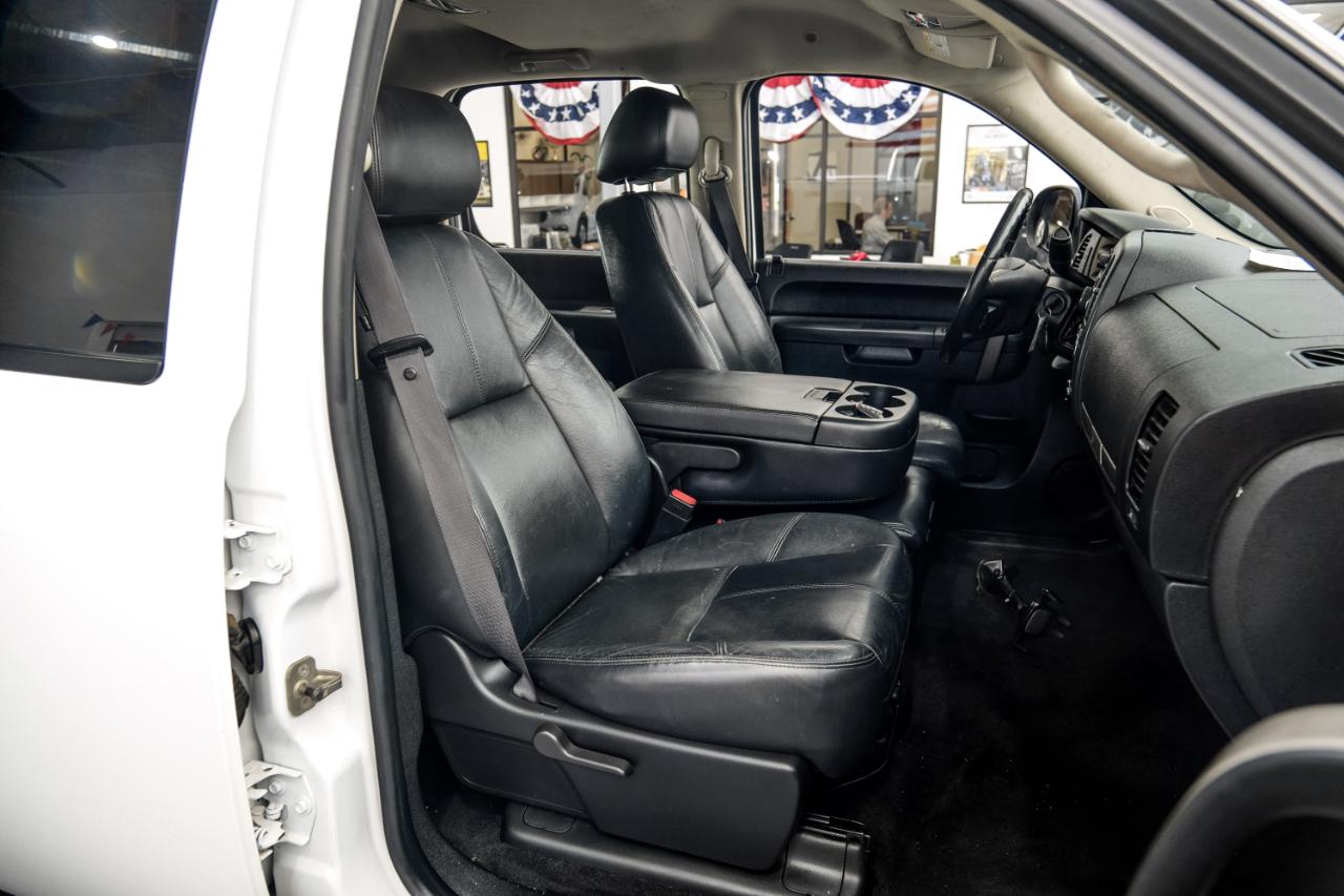 Chevrolet Silverado 1500 4WD Crew Cab 143.5" LT 2011