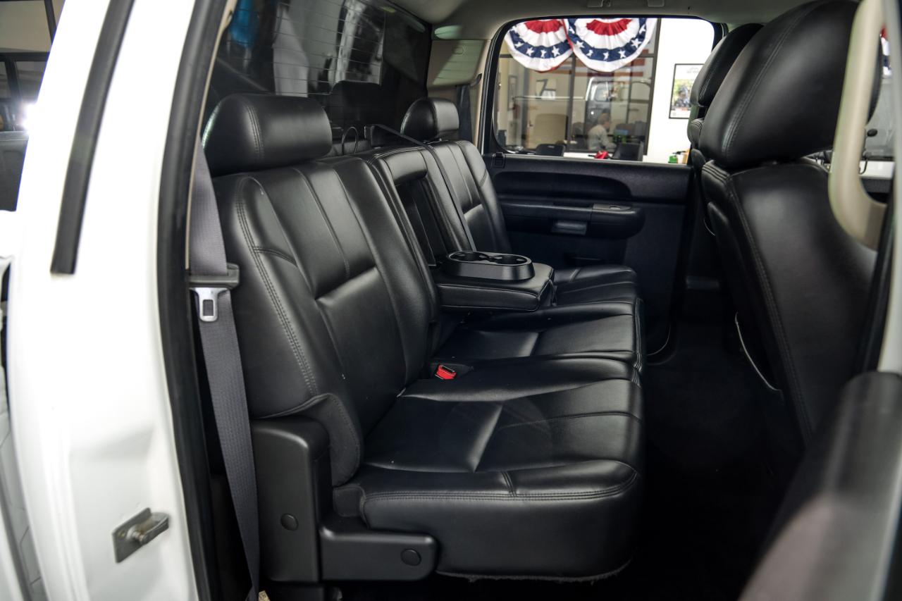 Chevrolet Silverado 1500 4WD Crew Cab 143.5" LT 2011