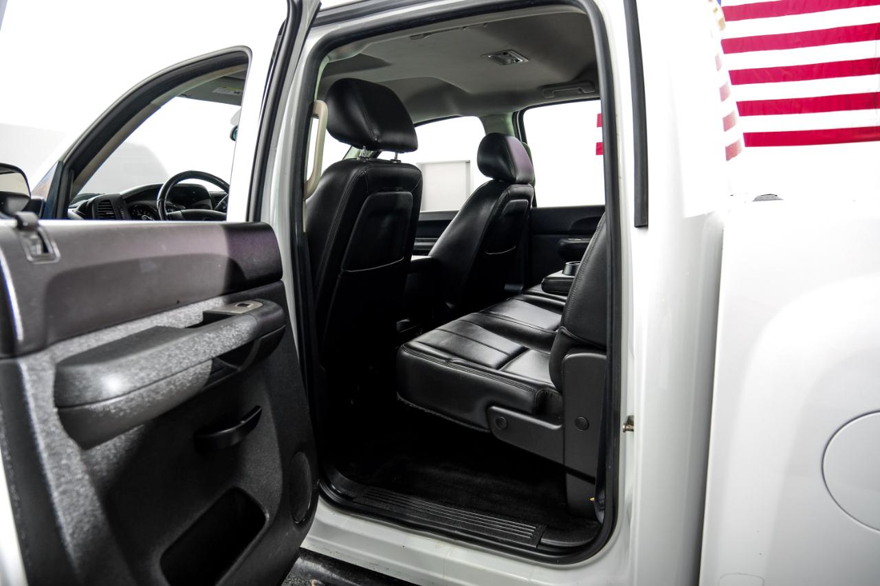 Chevrolet Silverado 1500 4WD Crew Cab 143.5" LT 2011
