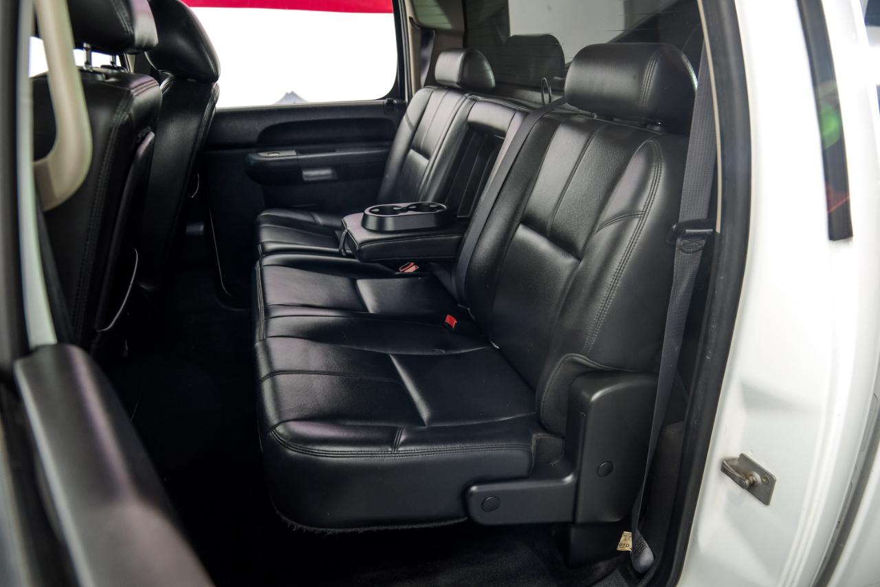 Chevrolet Silverado 1500 4WD Crew Cab 143.5" LT 2011