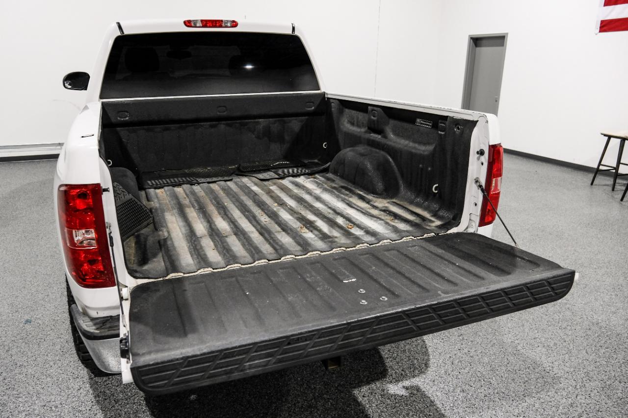 Chevrolet Silverado 1500 4WD Crew Cab 143.5" LT 2011