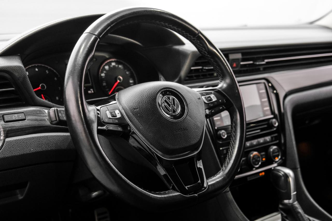 Volkswagen Passat 2.0T R-Line Auto 2020
