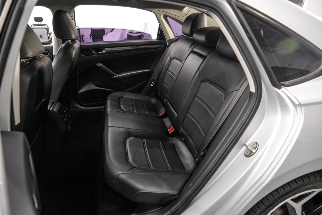 Volkswagen Passat 2.0T R-Line Auto 2020