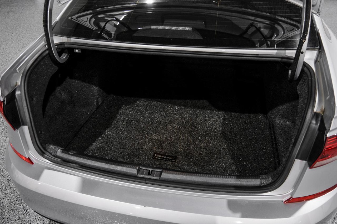 Volkswagen Passat 2.0T R-Line Auto 2020