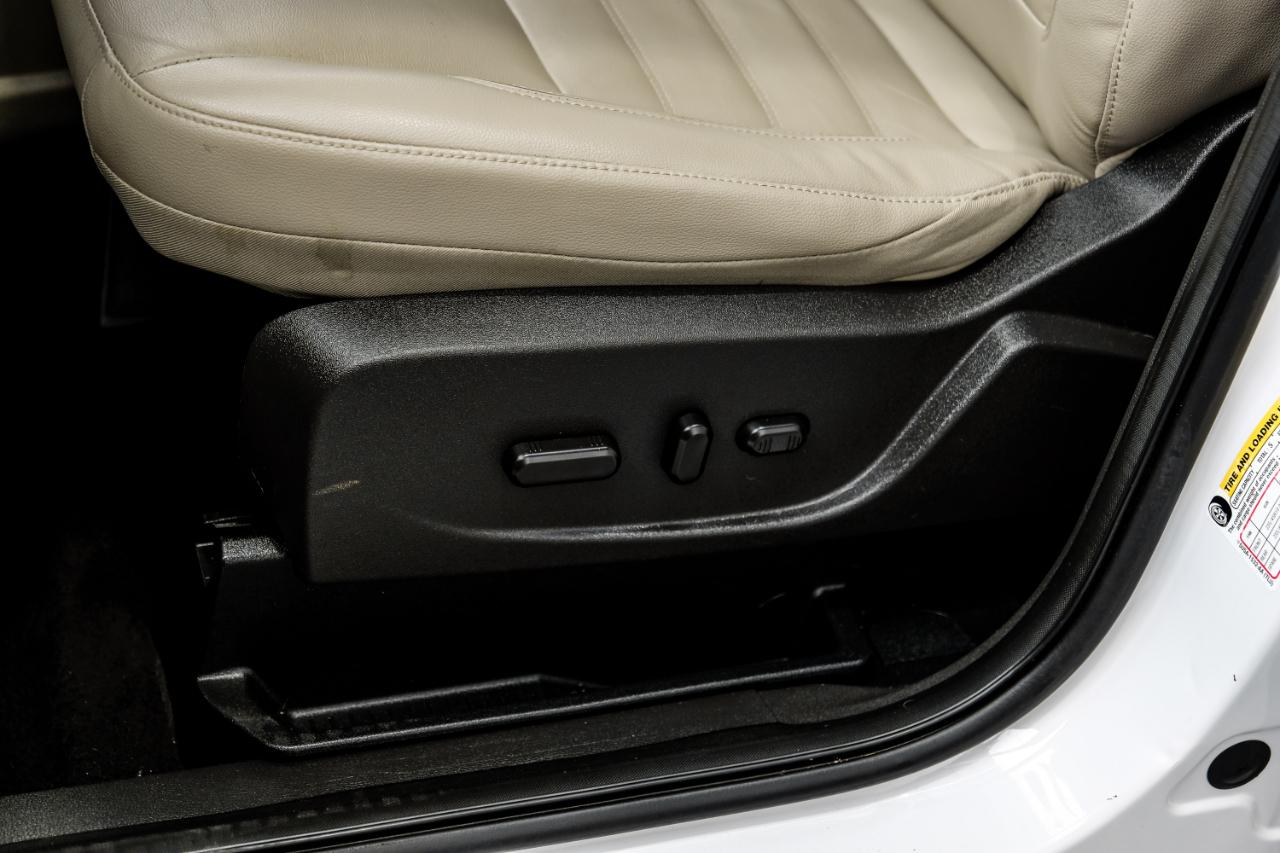 Ford Escape Titanium 4WD 2018