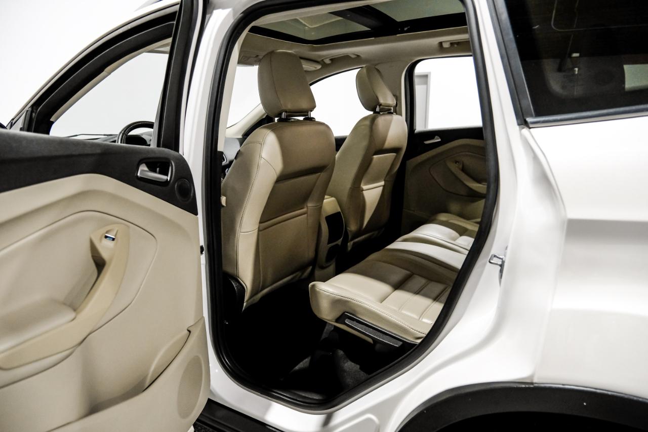 Ford Escape Titanium 4WD 2018
