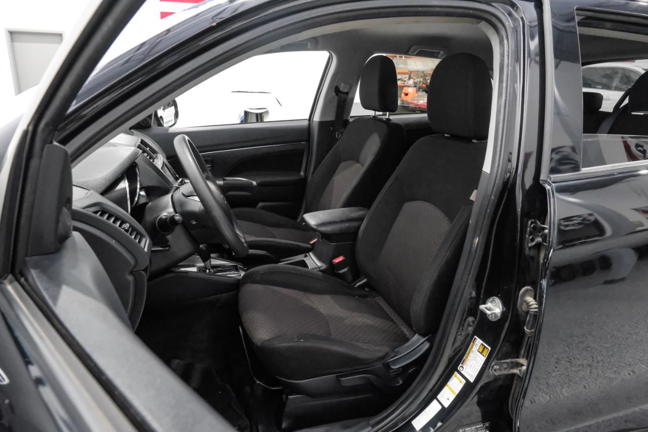 Mitsubishi Outlander Sport ES 2.0 CVT 2019