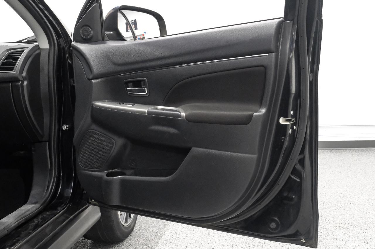 Mitsubishi Outlander Sport ES 2.0 CVT 2019