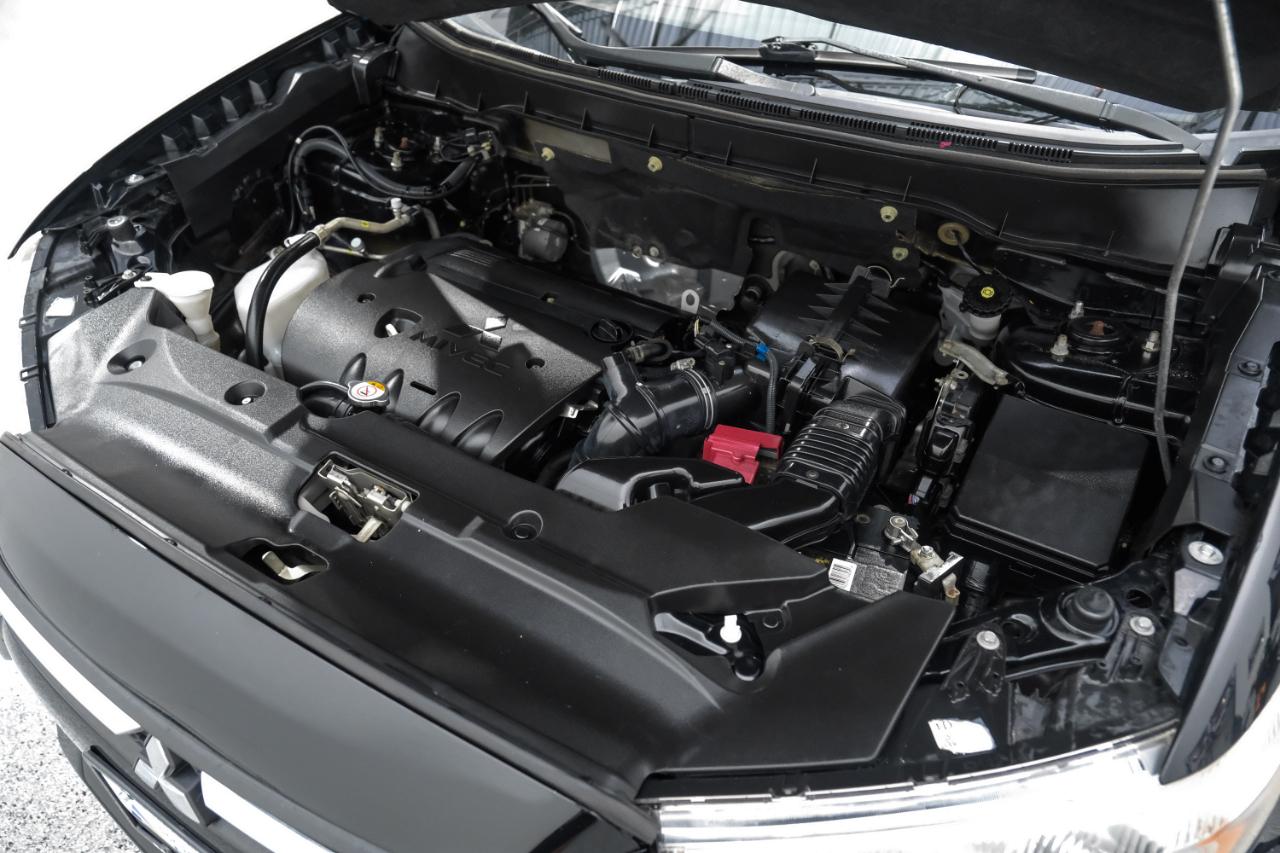 Mitsubishi Outlander Sport ES 2.0 CVT 2019