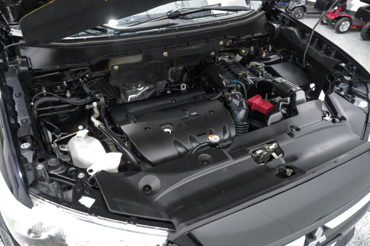 Mitsubishi Outlander Sport ES 2.0 CVT 2019