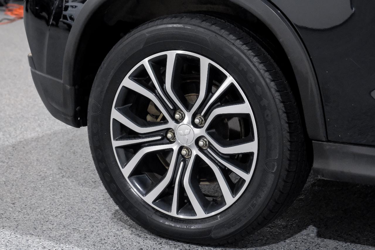 Mitsubishi Outlander Sport ES 2.0 CVT 2019