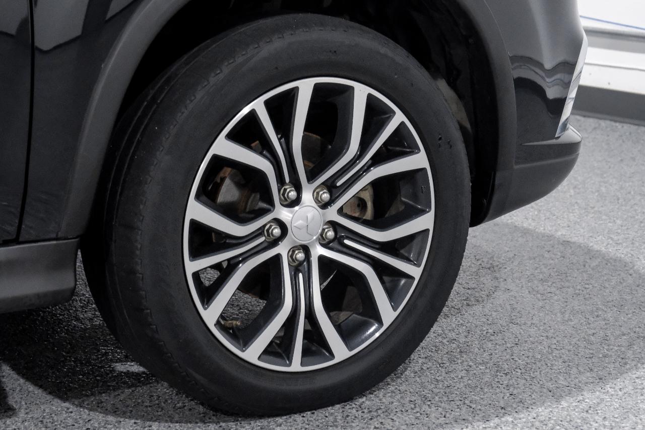 Mitsubishi Outlander Sport ES 2.0 CVT 2019